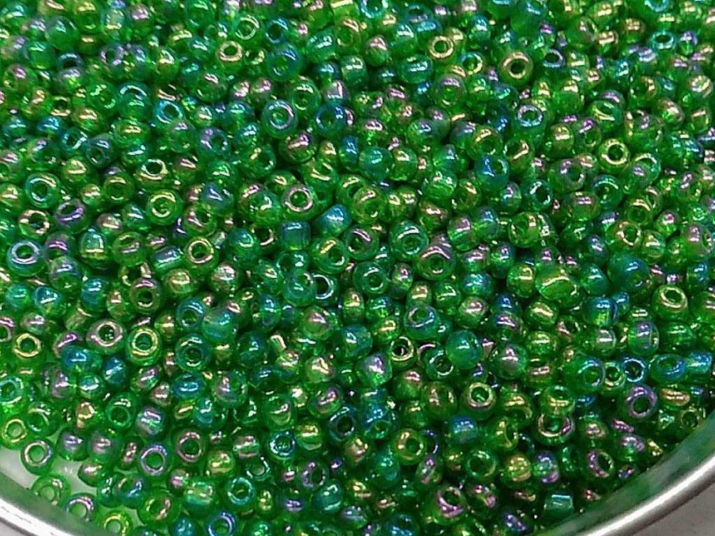 transparent-green-rainbow-round-rocaille-glass-seed-beads