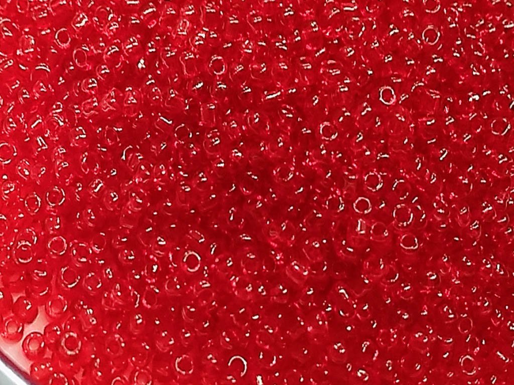 transparent-red-round-rocaille-glass-seed-beads