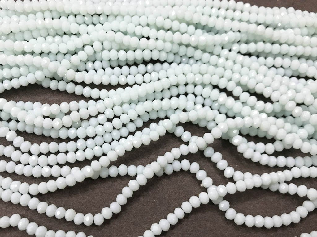 white-opaque-tyre-glass-crystal-beads-4-mm-2