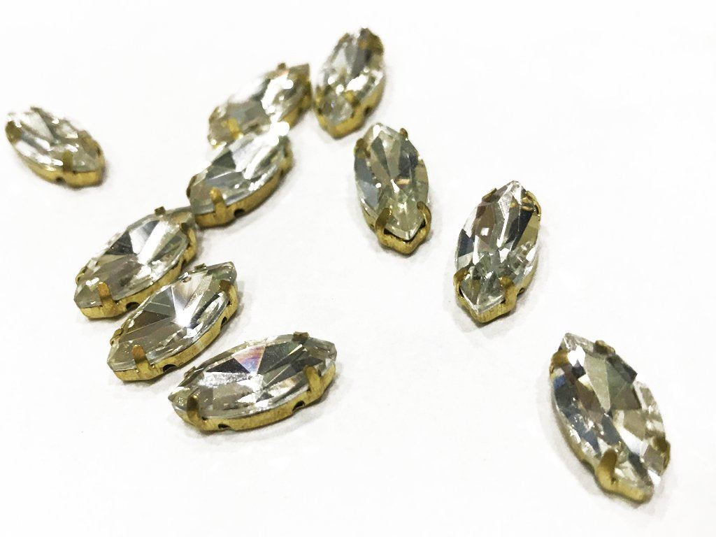 White Transparent Eye Glass Stone with Catcher (15x7 mm) (Wholesale)