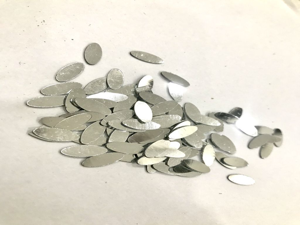 without-hole-silver-oval-plastic-sequins10-5mm