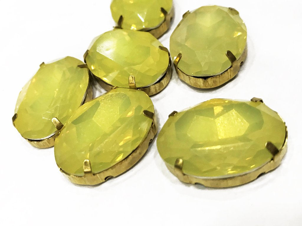 Yellow Opal Oval Resin Stones with Catcher (25x18 mm) (Wholesale)