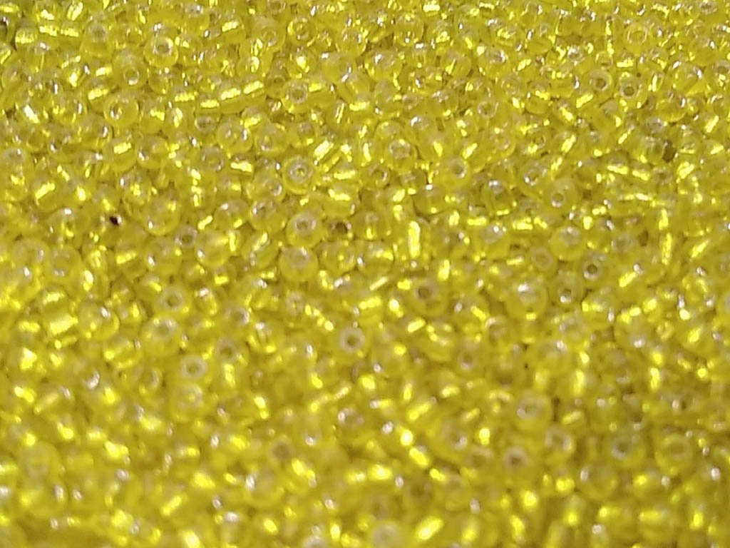 yellow-transparent-silverline-round-rocaille-glass-seed-beads