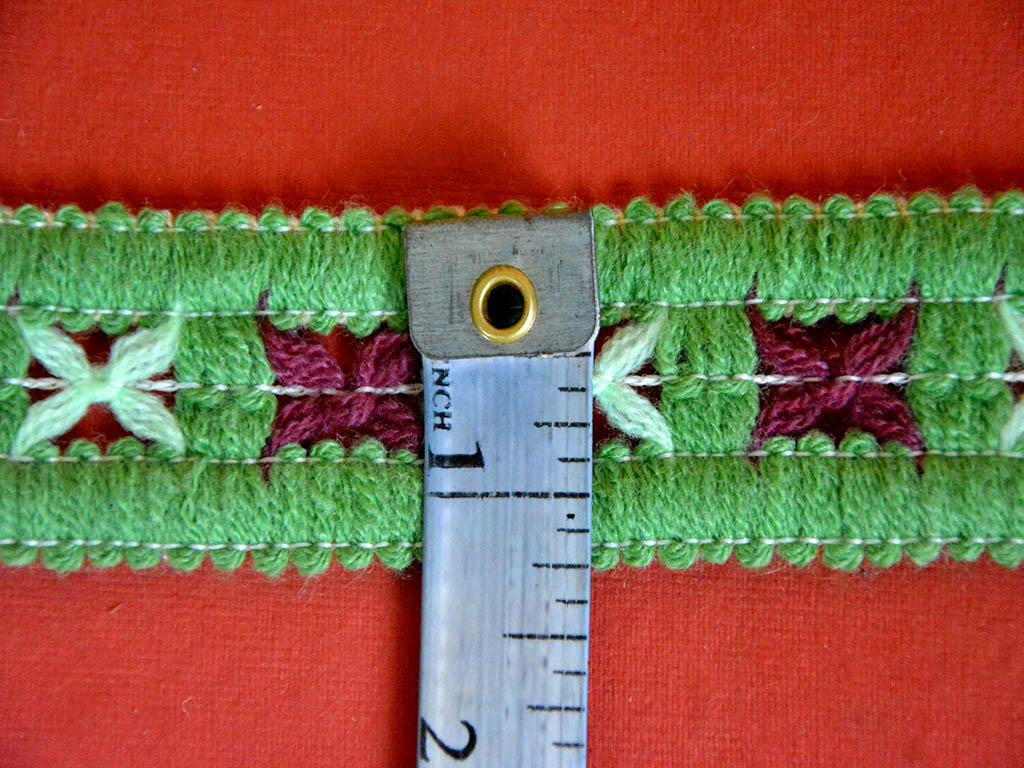 Green Pattern 98 Knitted Cotton Lace