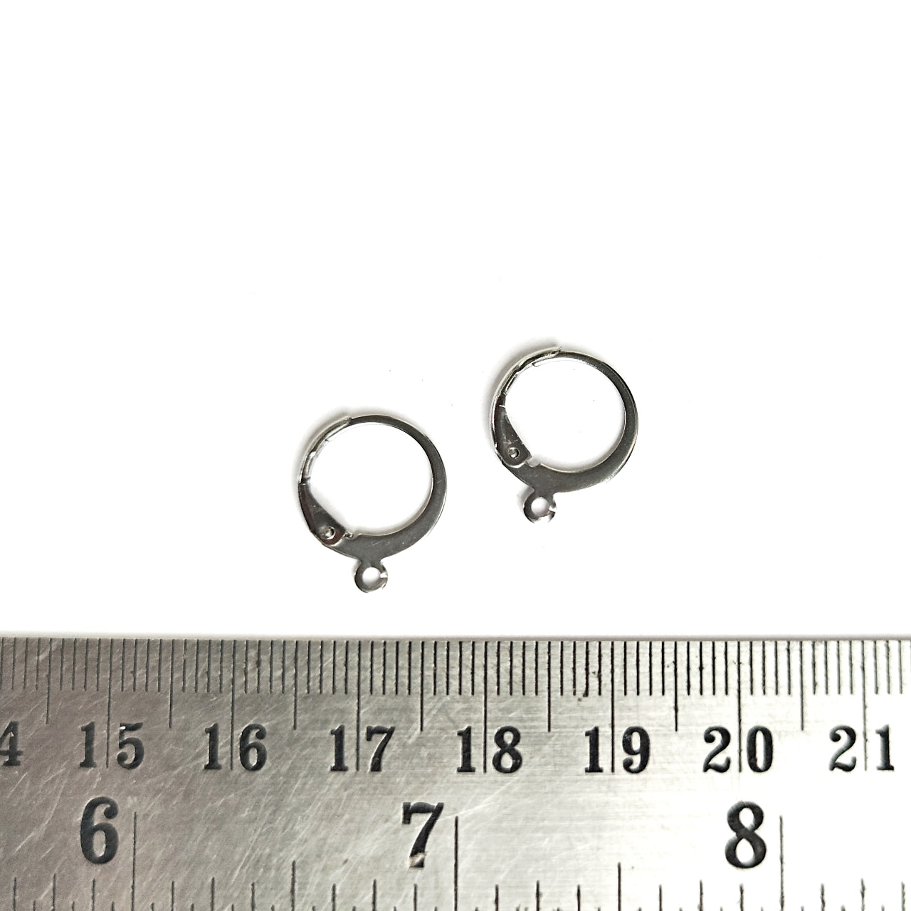 Anti tarnish Silver Colour leverback earring hooks 304 solid stainless steel