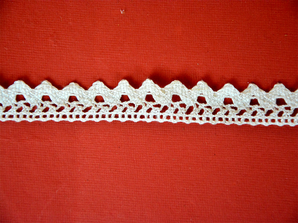 White Pattern L-53 Dyeable Cotton Crochet Lace (Wholesale)