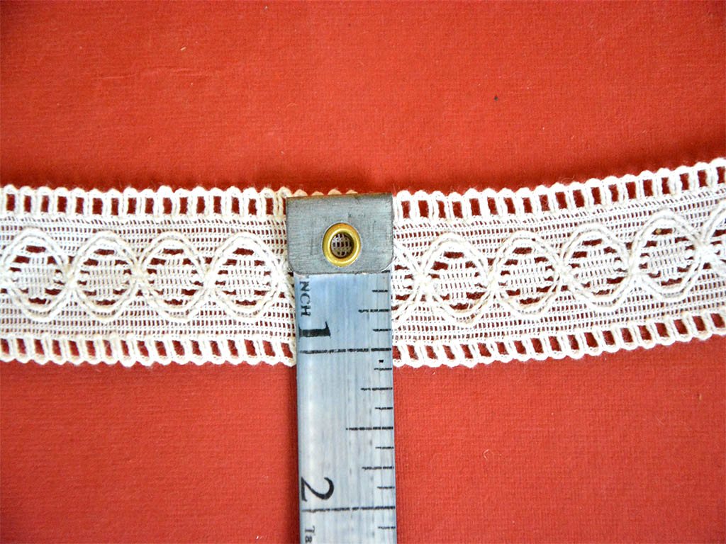 White Dyeable Pattern 40 Cotton Crochet Lace