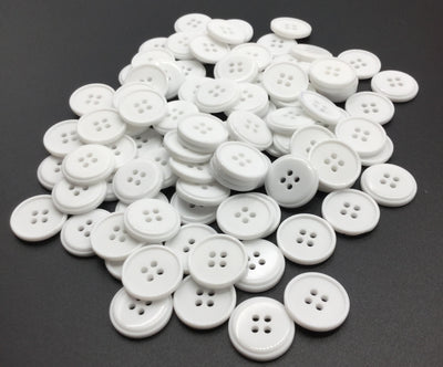 White Round Four Hole Plastic Button (Wholesale)