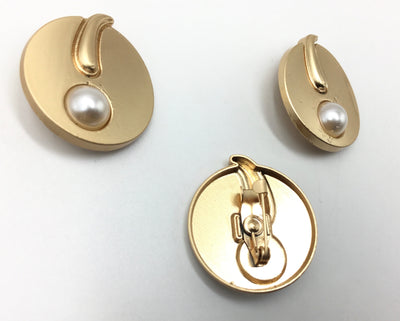 Sand Golden & Pearl White Clip Cufflinks