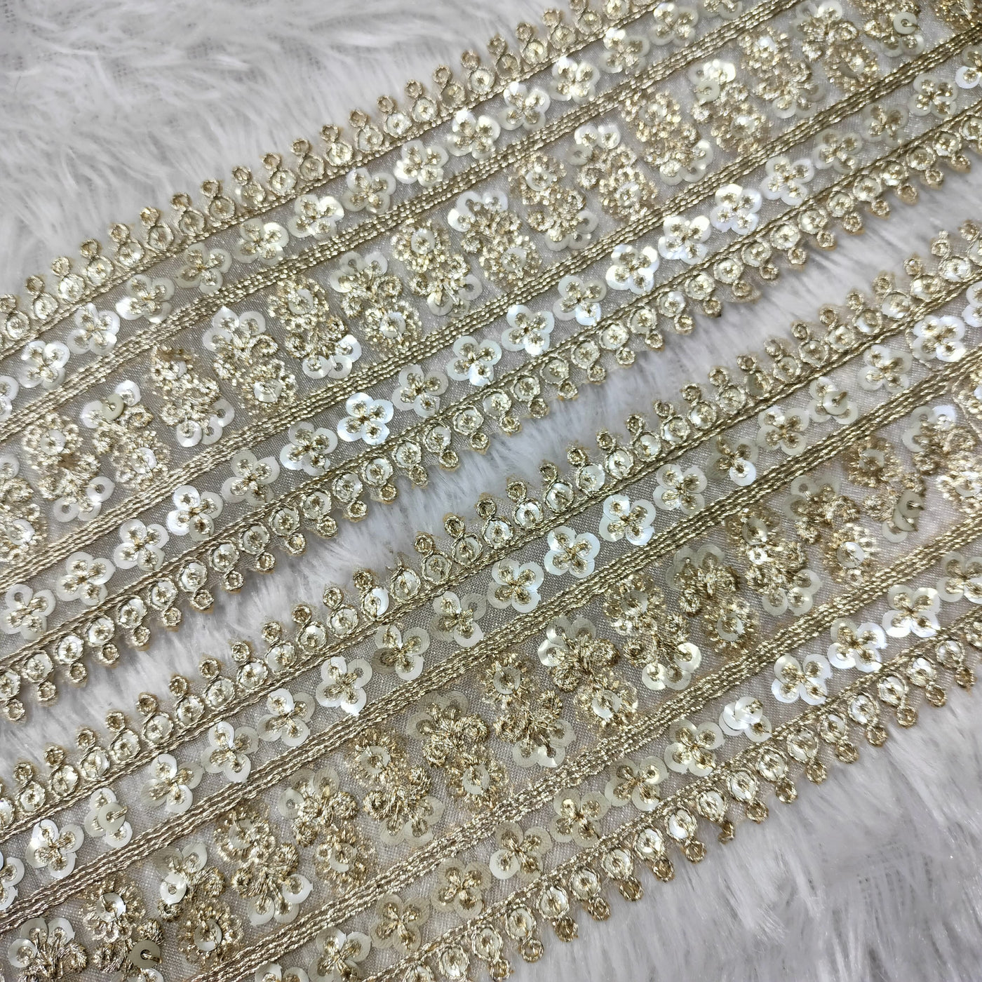 Water Gold Fancy Flower Work Sequins Work Trim