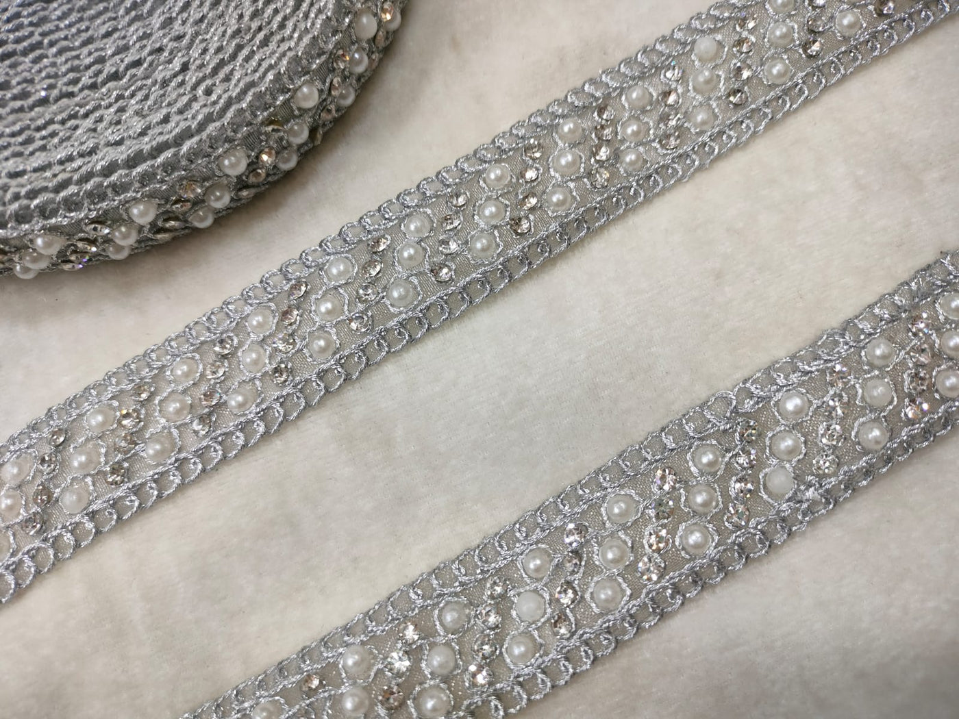 Silver Embellished Pearl Trim