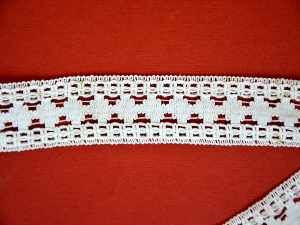 Off White Pattern L-56 Dyeable Cotton Crochet Lace