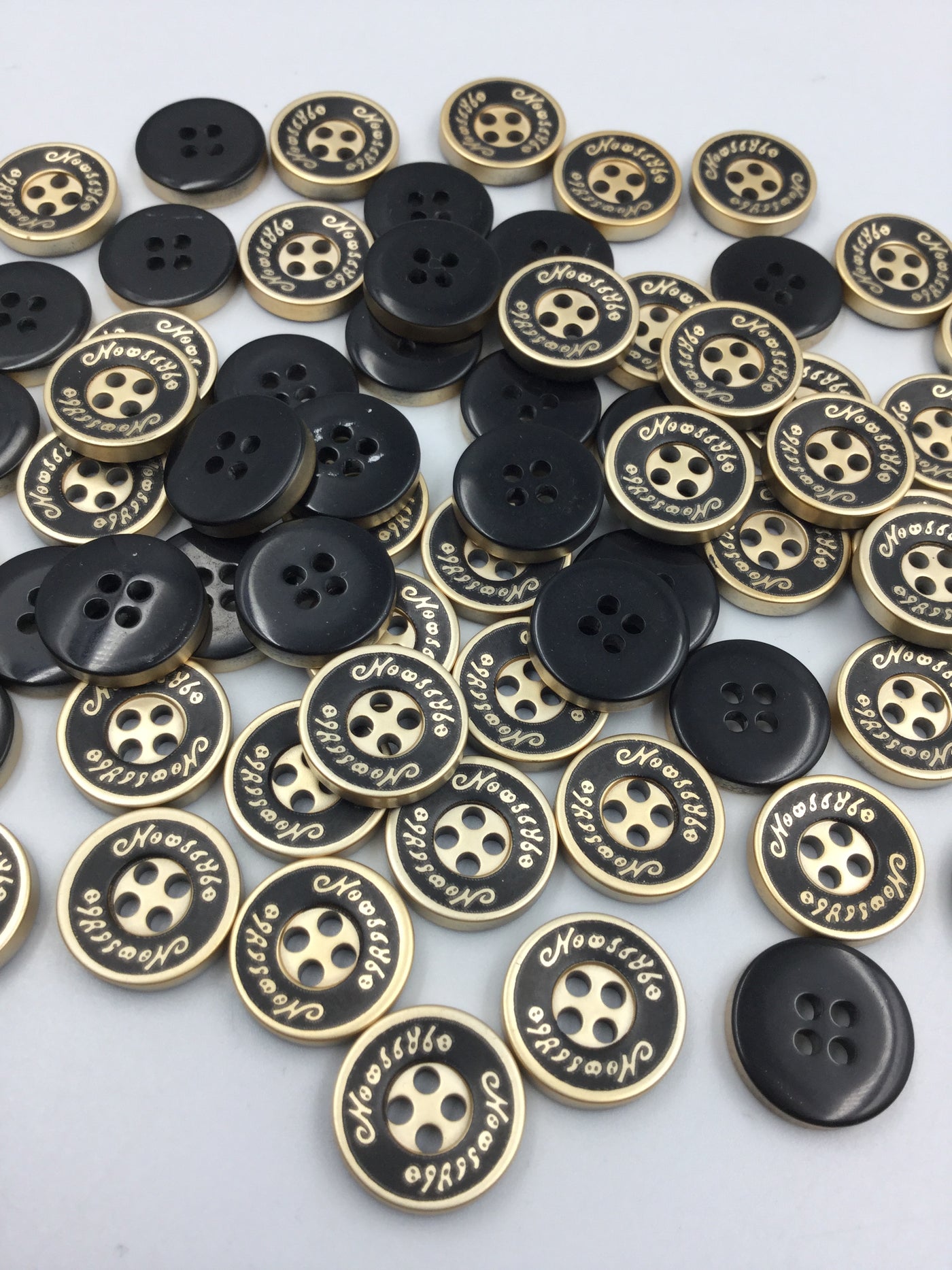 Black and Golden Classic Four Hole Polyester Shining Shirt Buttons