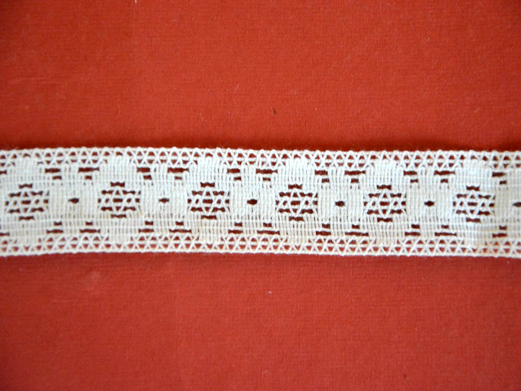 White Dyeable Pattern 36 Cotton Crochet Lace