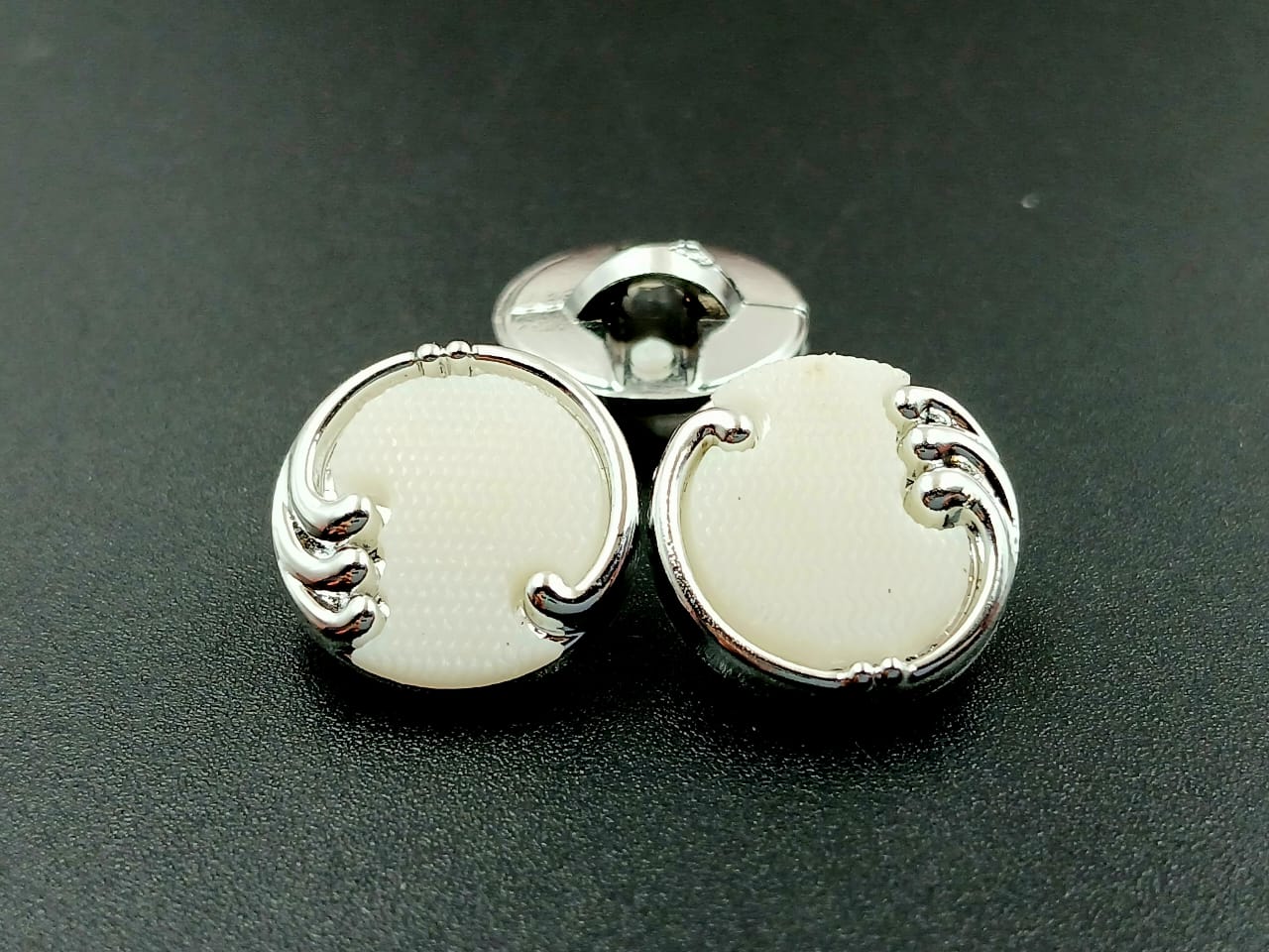 White Nickel Circular 24L Down Hole Polyester Buttons