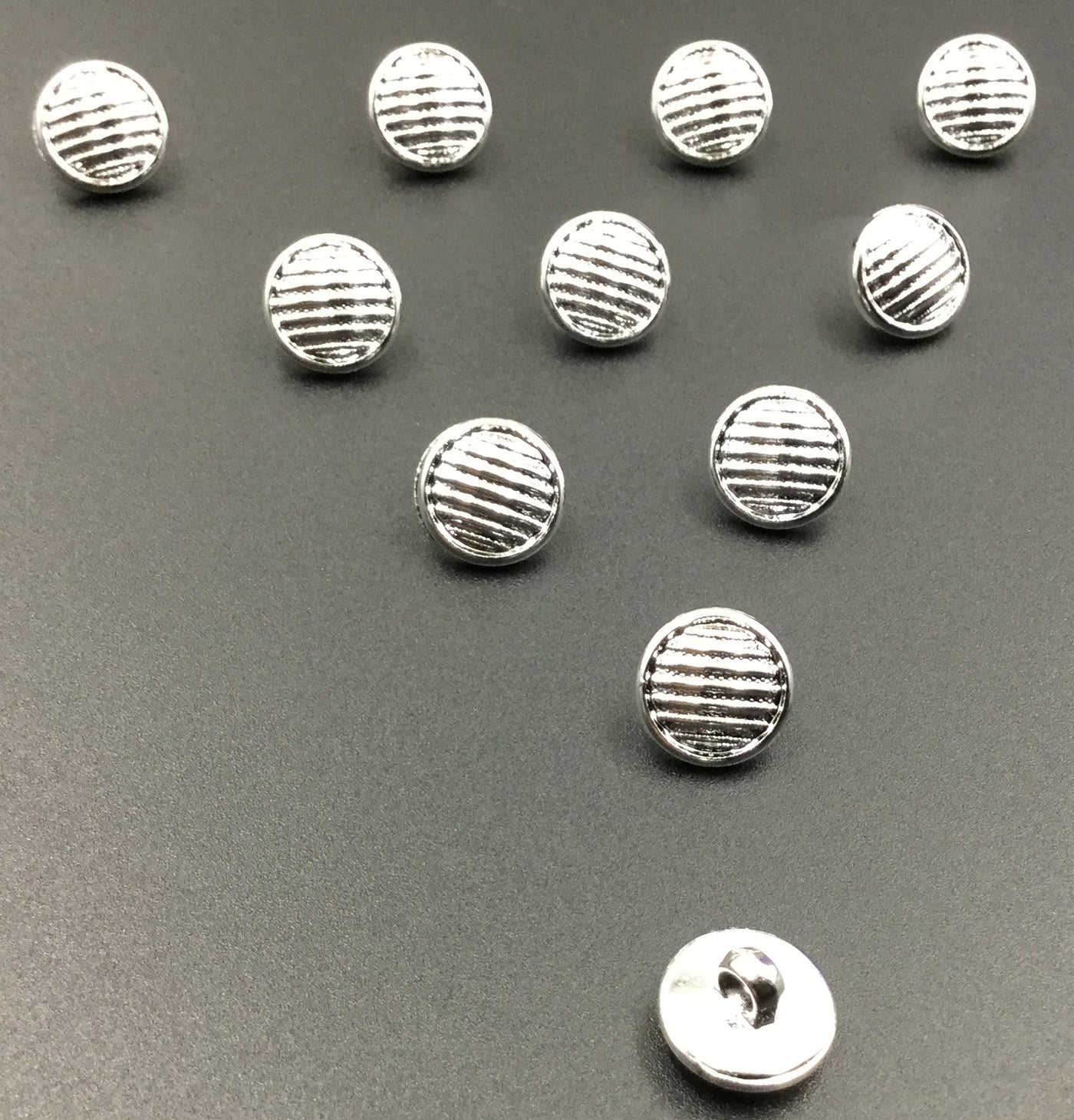 Silver Down Hole Polyester Button (Wholesale)