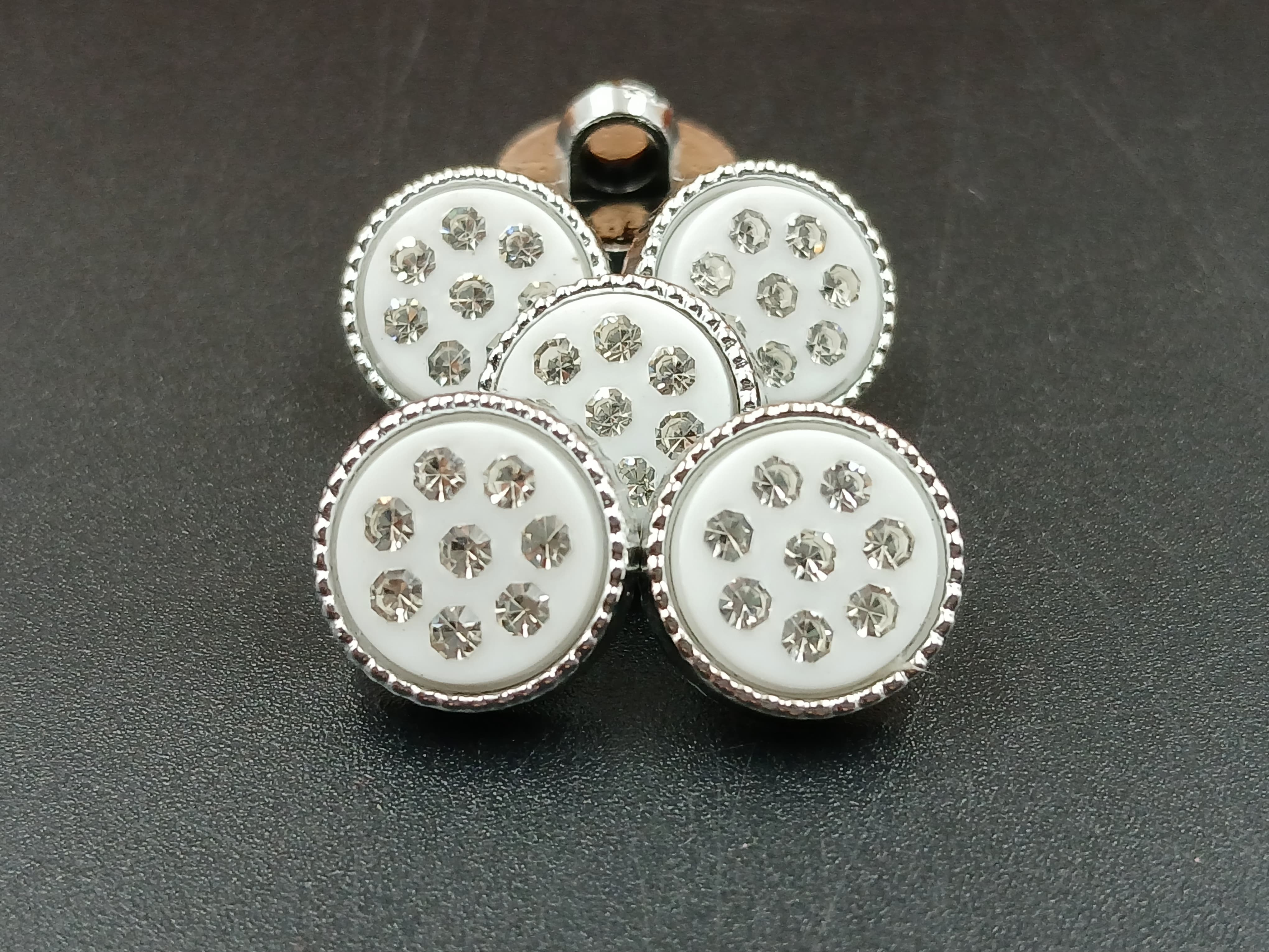 White With Silver Circular 20L Down Hole Polyester Buttons