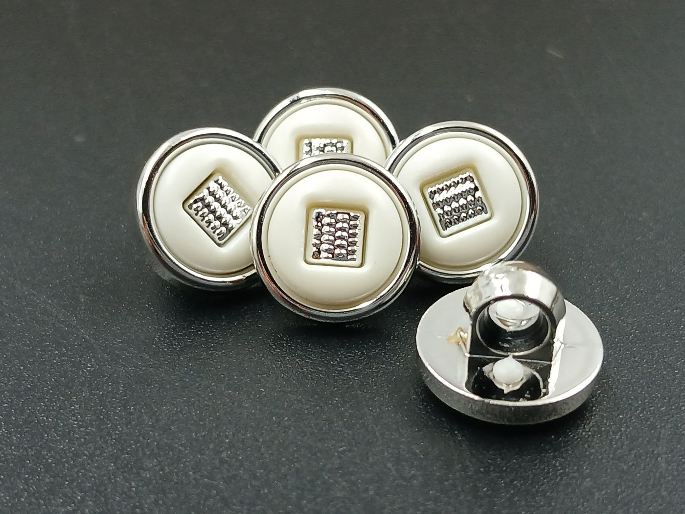 White And Silver Circular 18L Down Hole Polyester Buttons