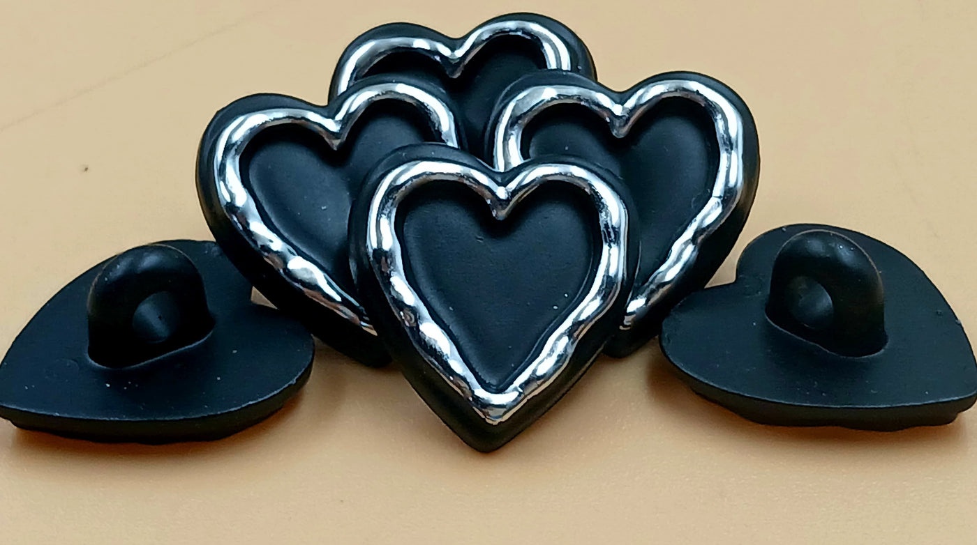 Black & Silver Heart Down Hole Polyester Buttons  24L