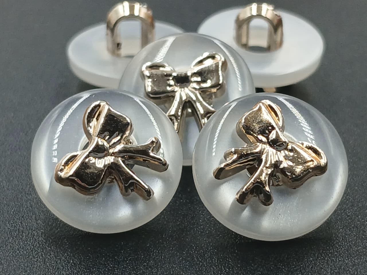 White And Golden Circular 24L Down Hole Polyester Buttons