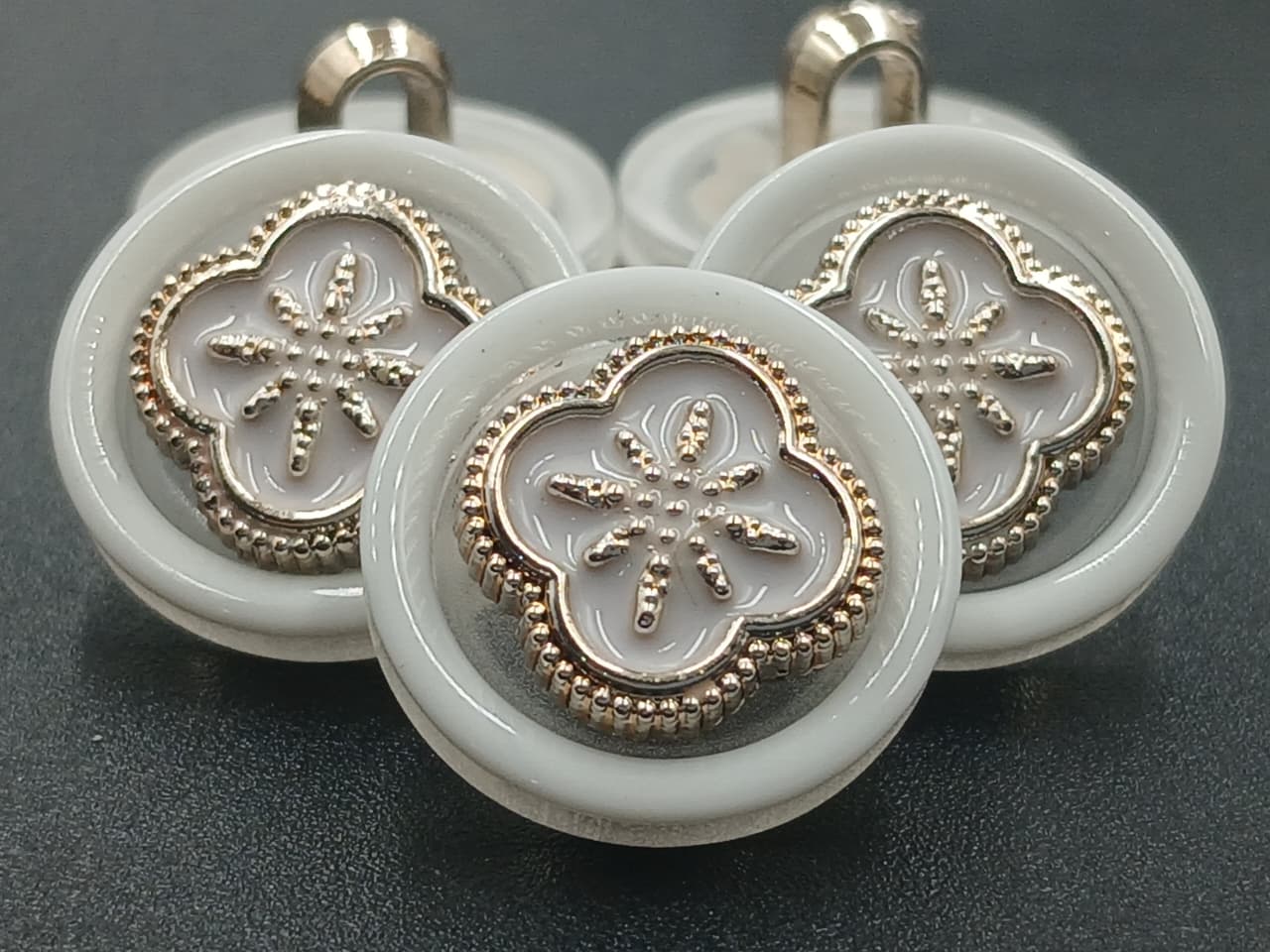 White Enamel Clover Shank 24L Downhole Buttons