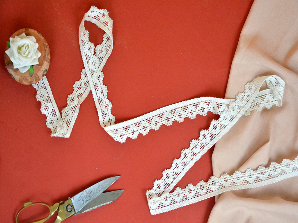 Off White Pattern L-74 Dyeable Cotton Crochet Lace