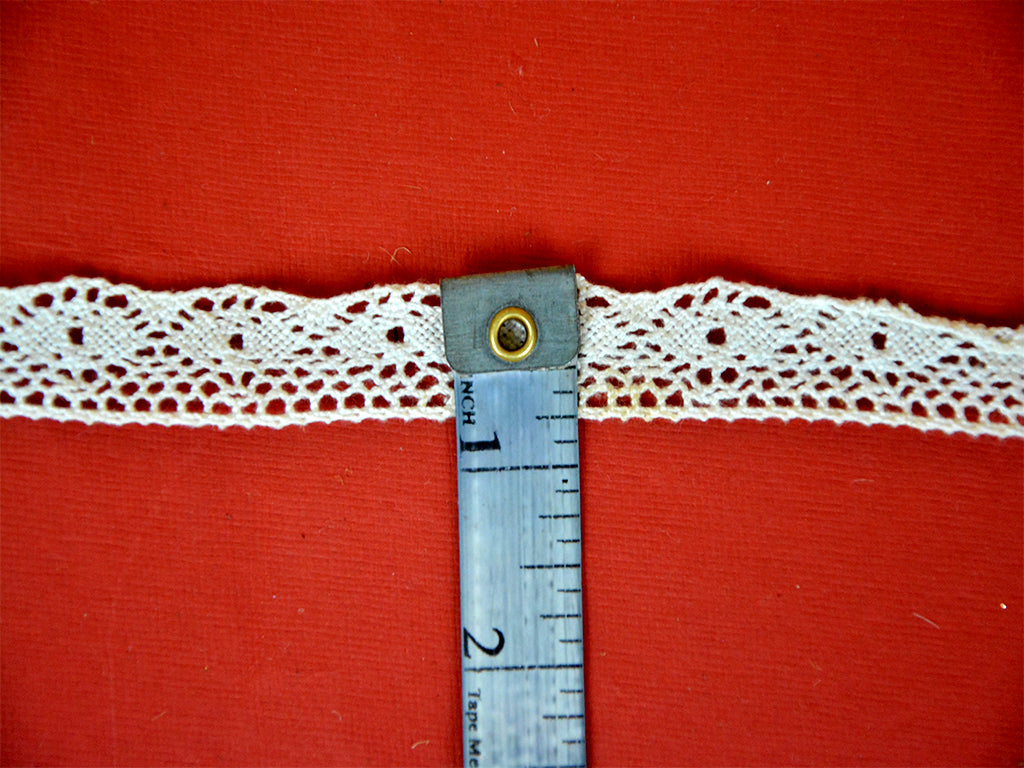 Off White Pattern L-85 Dyeable Cotton Crochet Lace (Wholesale)