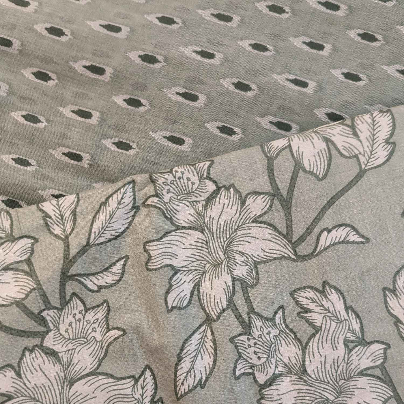 Gray Floral / Motif Cotton Fabric Combo