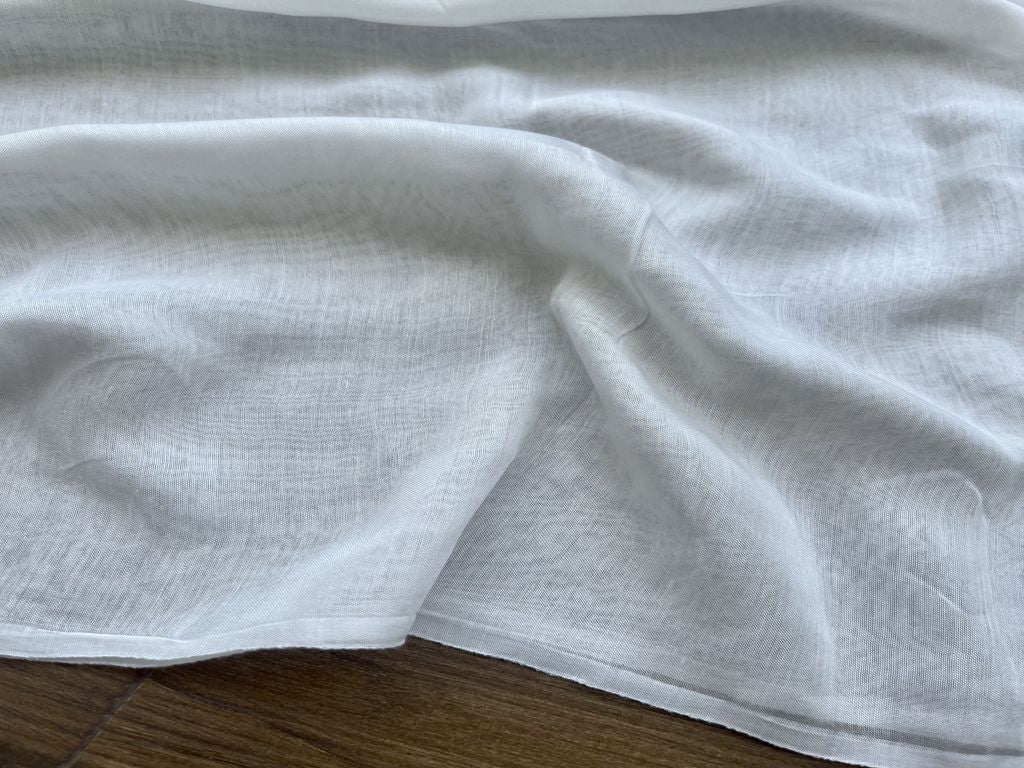 White Plain Dyeable Cotton Mul Fabric ( Wholesale )