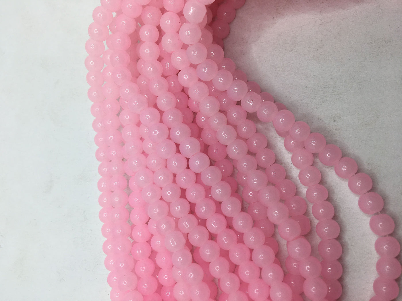 Light Pink Spherical Glass Beads
