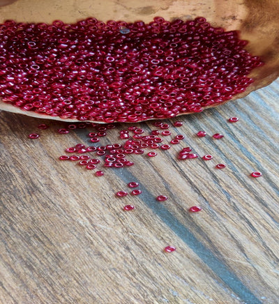 Maroon Round Rocailles Seed Beads