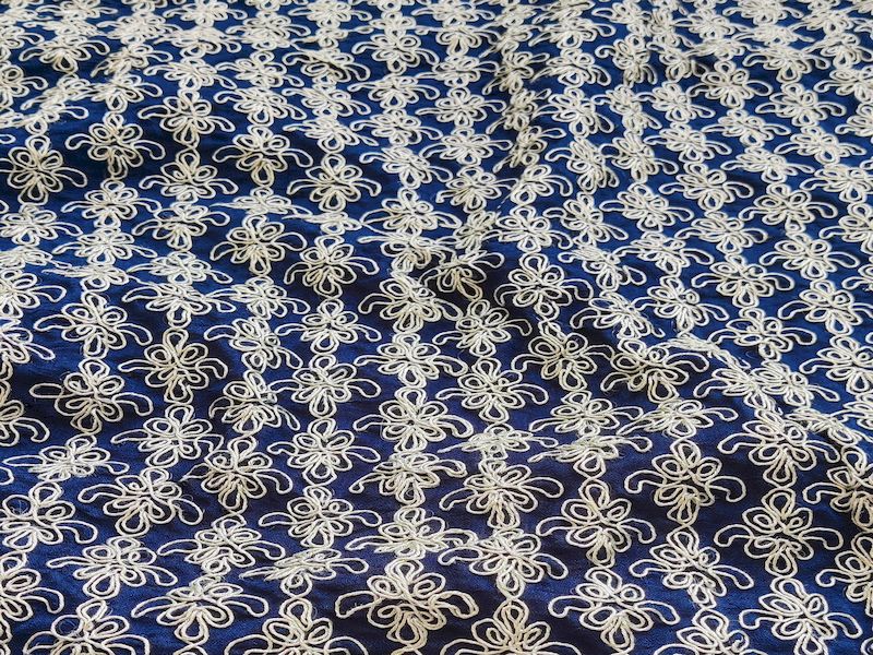 Blue & White Geometric Dori Silk Fabric (Wholesale)