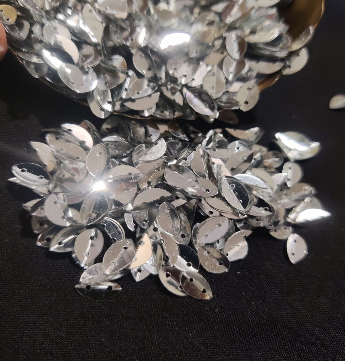 Silver 2 Hole Leaf Sequins