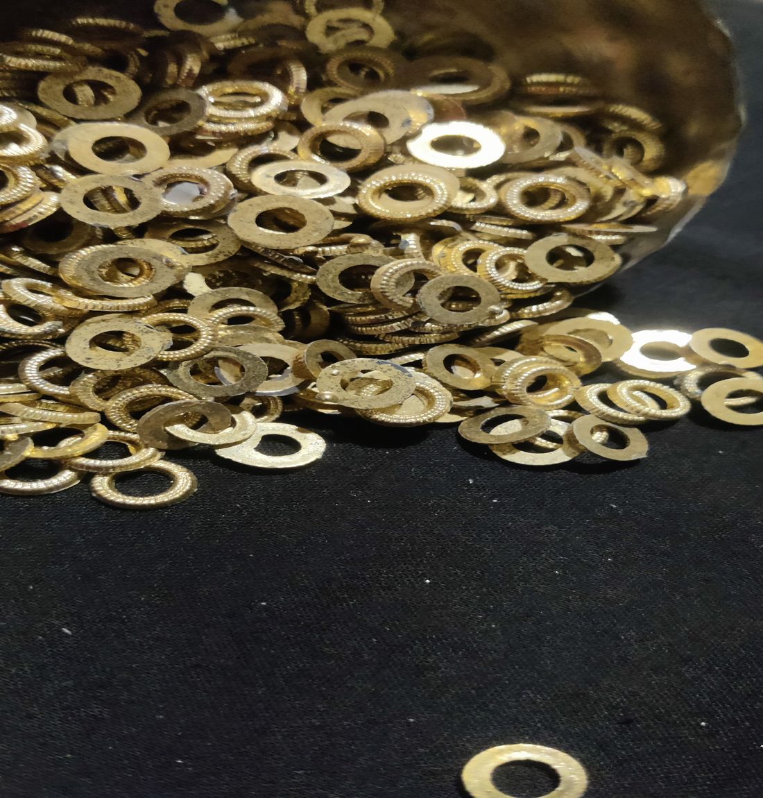 Copper Acrylic Circle Shaped Beads