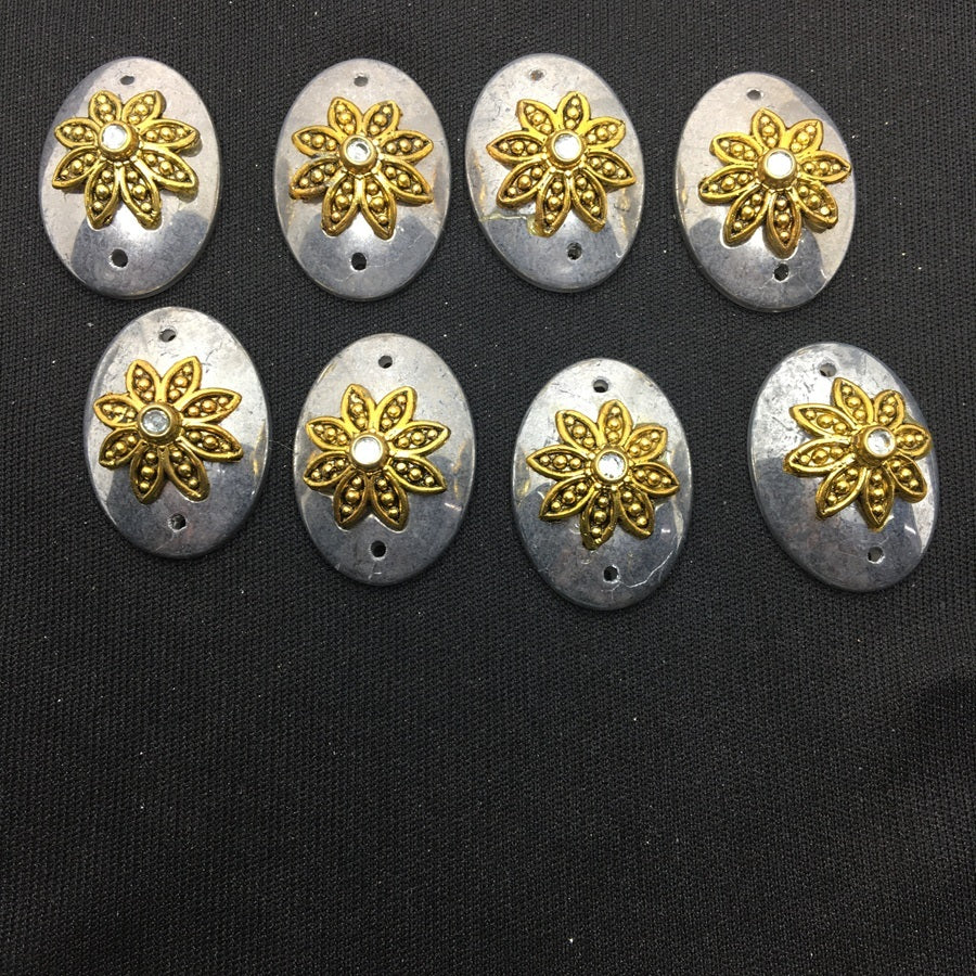 Silver Oval Show Handcrafted Buttons