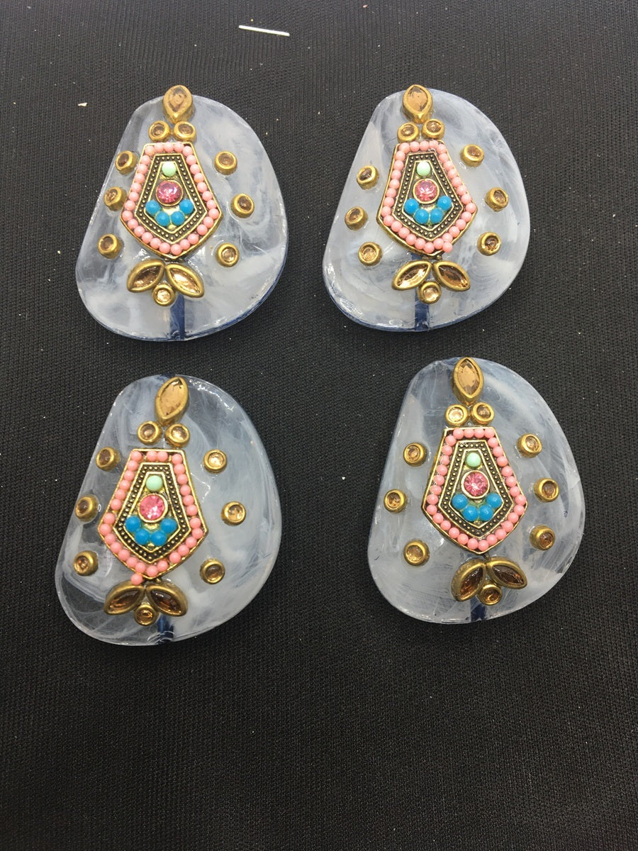White Uneven Handcrafted Show Buttons