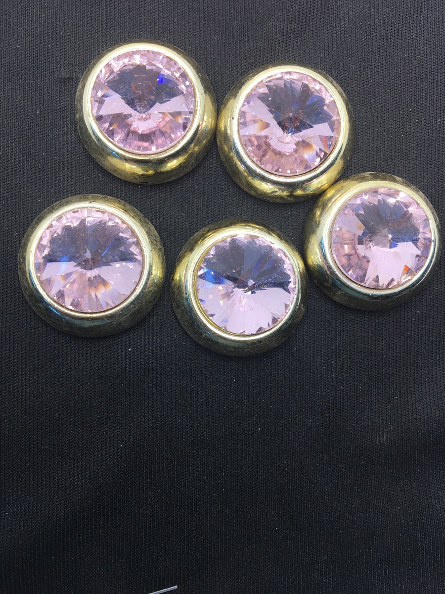 Light Purple Circular Handcrafted Show Buttons