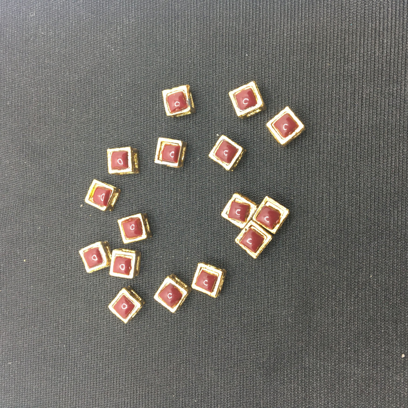 Maroon Square Kundan Stones