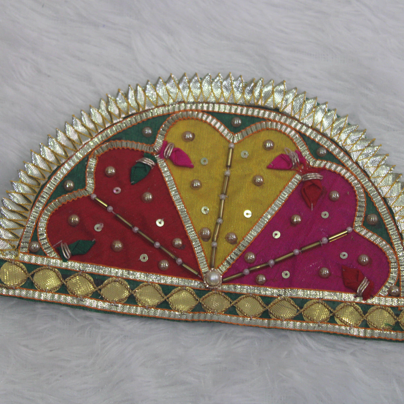 Multicolor Scalloped Gota Patch