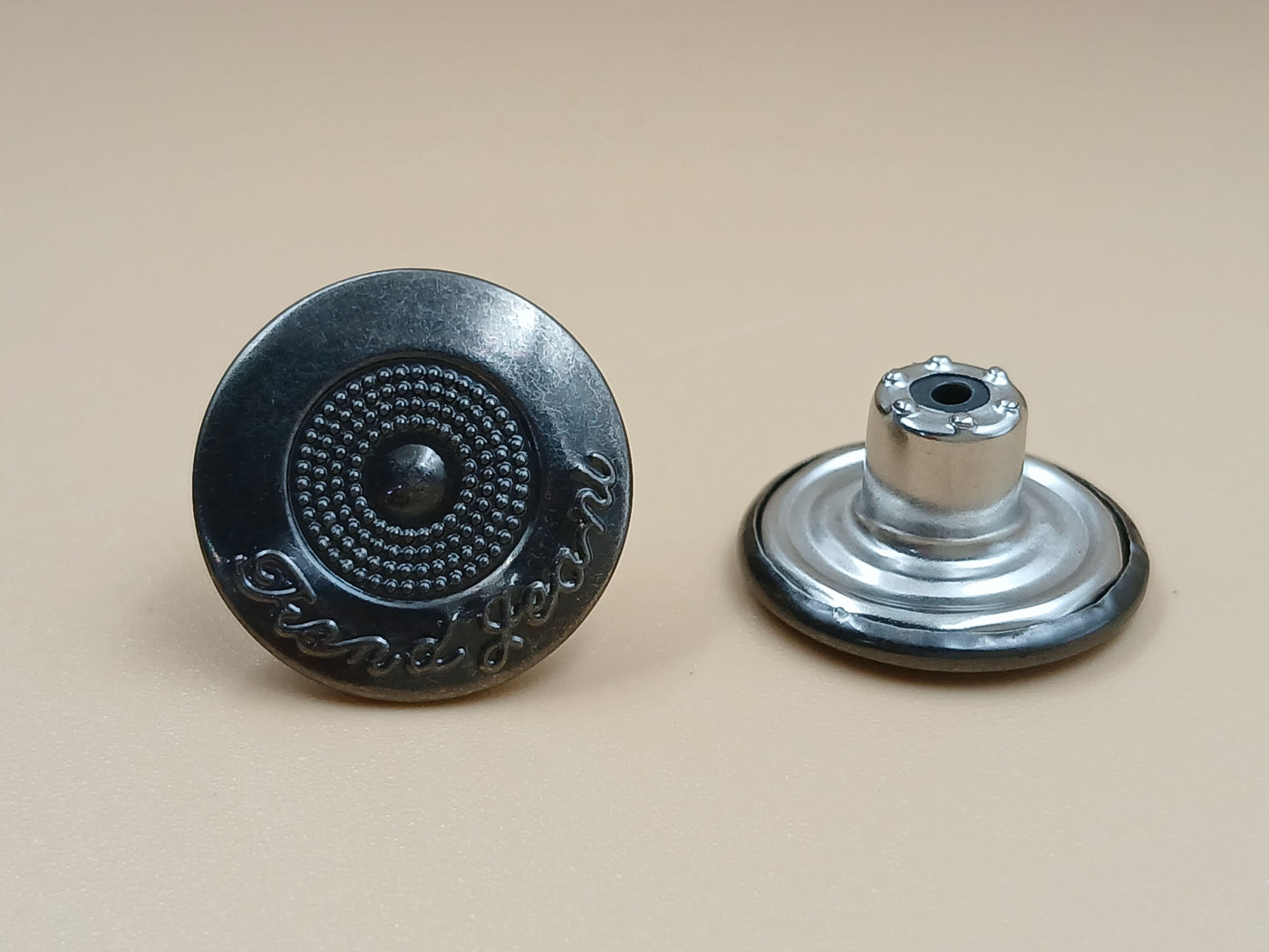 Black & Silver Round Shape 1 Hole Metal Rivet Buttons