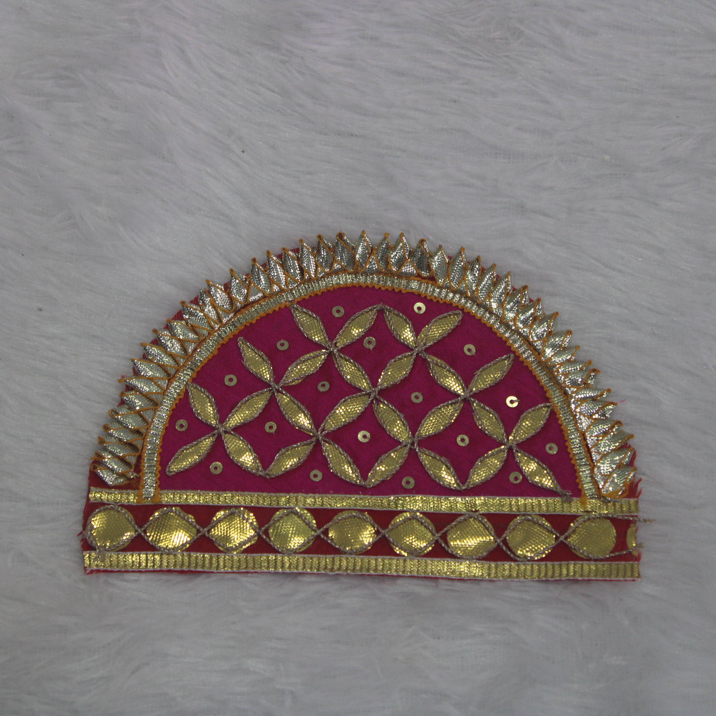 Red & Golden Scalloped Gota Patch