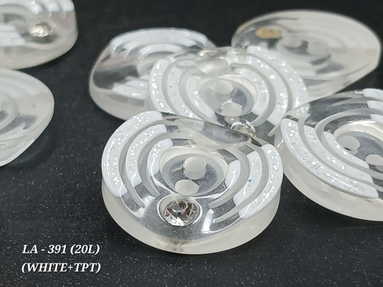 White & Tpt Round 20L Two hole Polyester Buttons