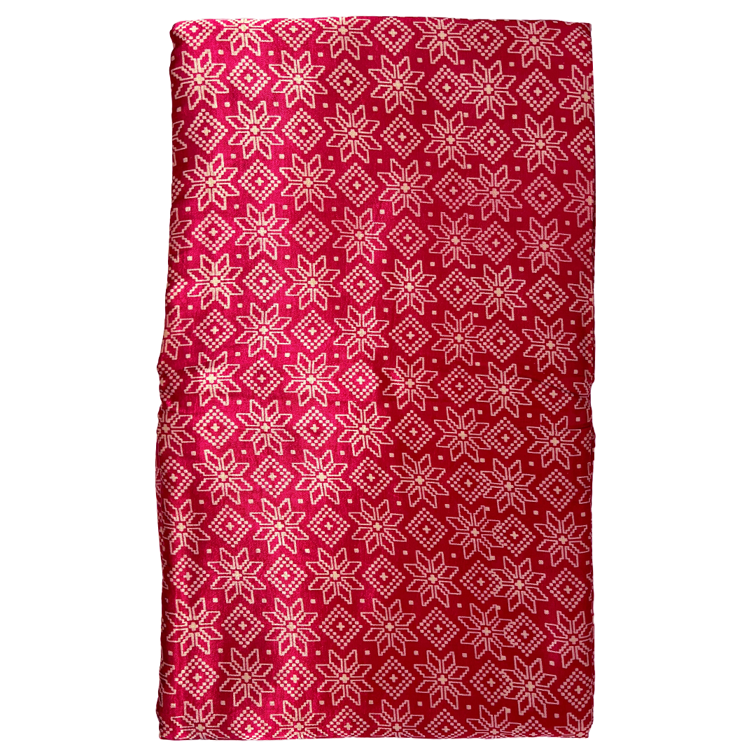 हॉट पिंक और क्रीम पारंपरिक पटोला मुद्रित मशरू सिल्क कपड़ा