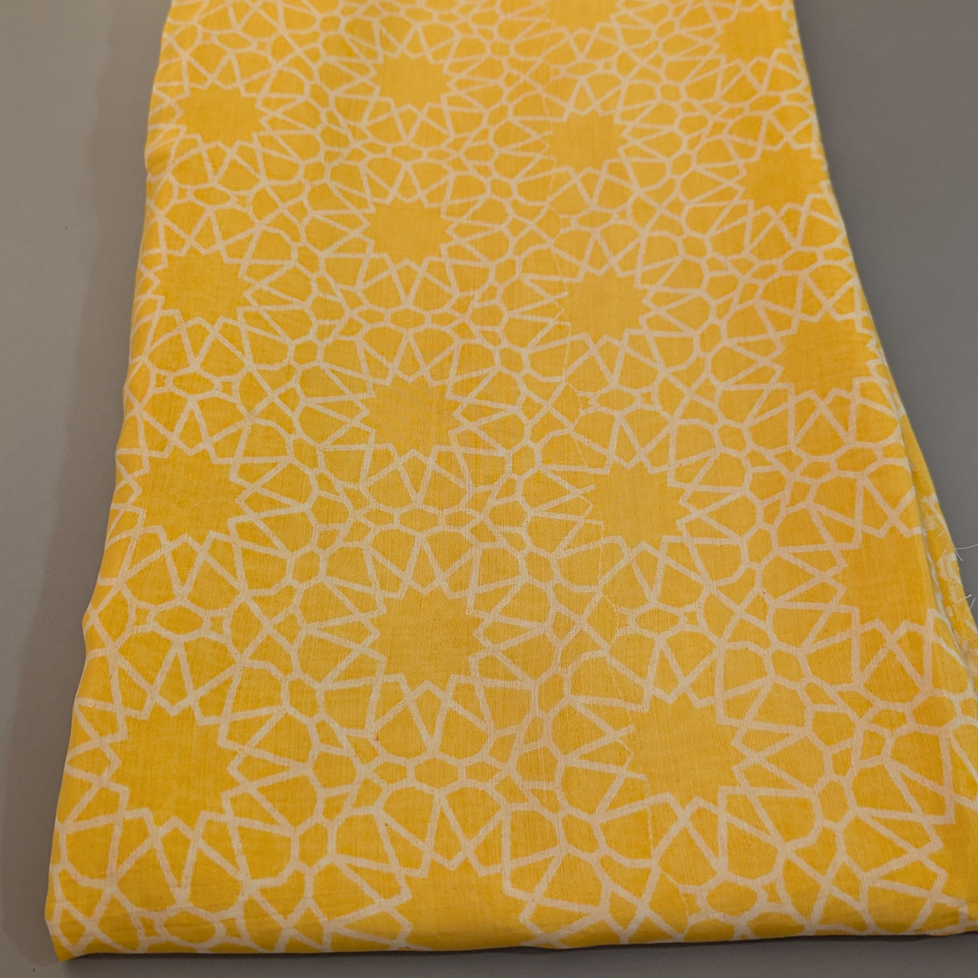 Precut Of 3 Meters Of Yellow & White Quirky Star Printed Viscose Muslin Silk Fabric