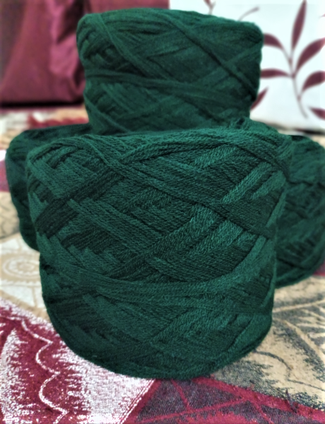 Dark Green Multi Threaded Wool Yarn