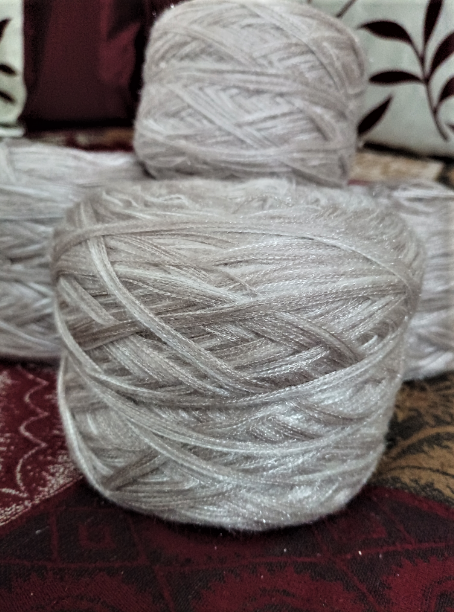 White golden mix Wool yarn