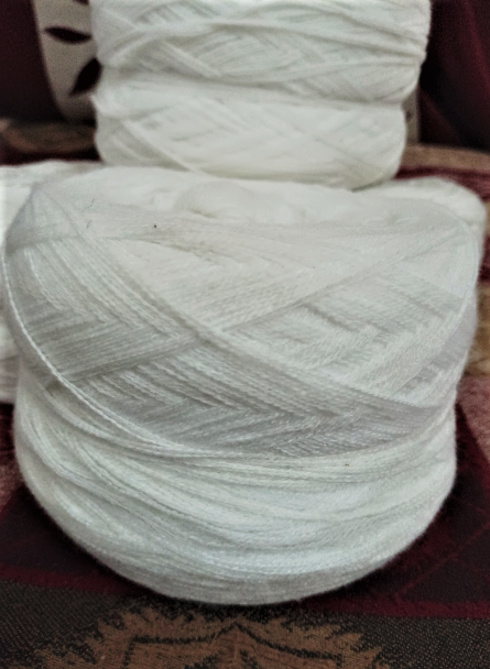 Pure White Multi Threaded Wool Yarn