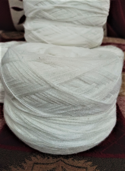 Pure White Multi Threaded Wool Yarn