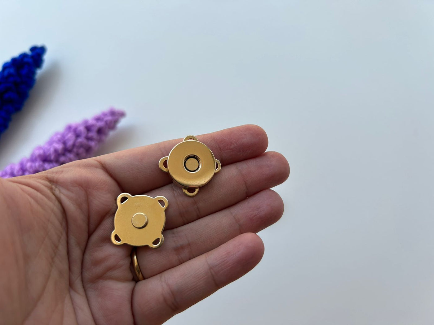 Golden Magnet / Lock Sew Metal Button