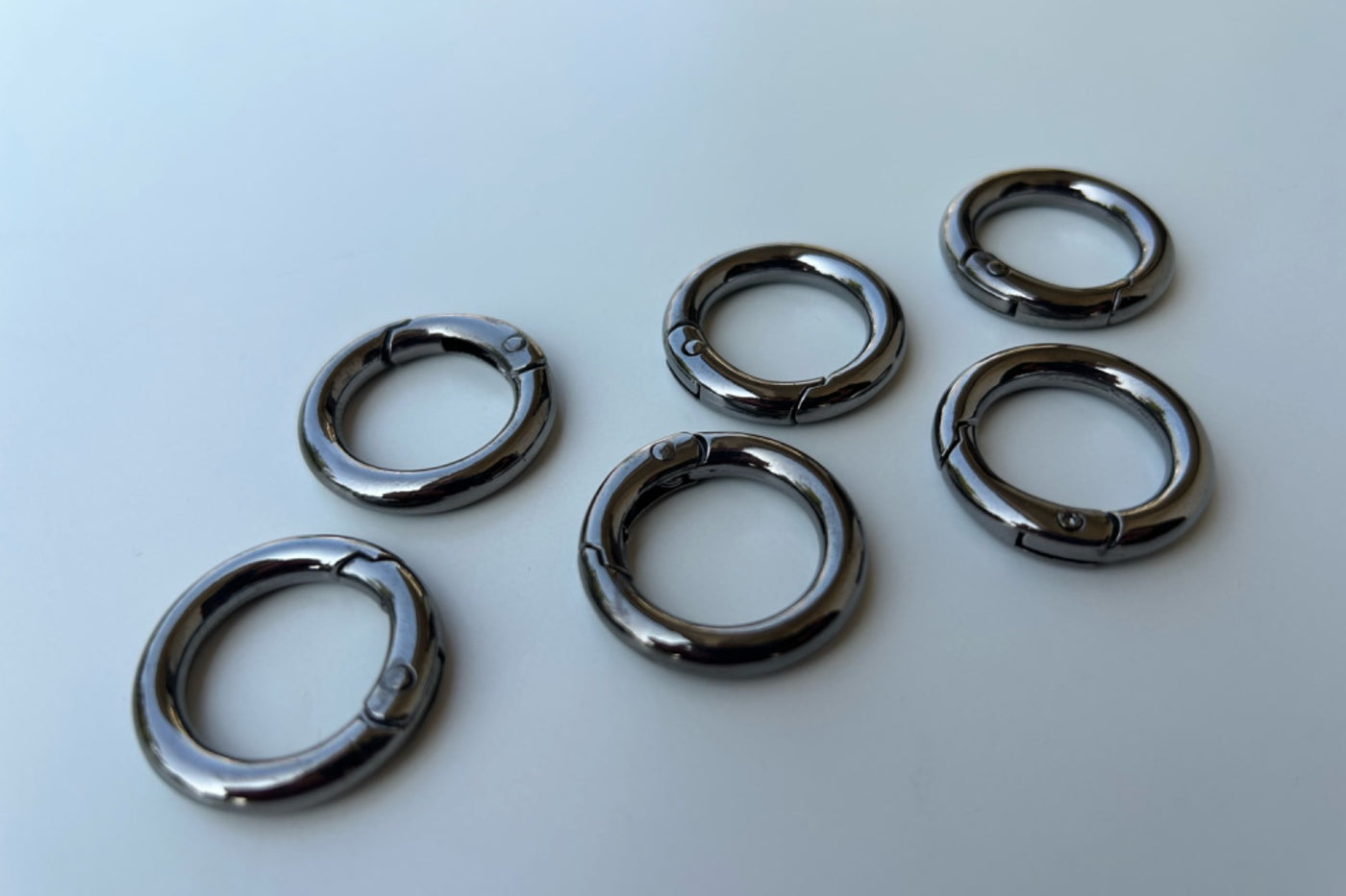 Light Black Metallic Spring O Rings